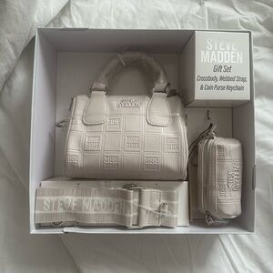 Steve Madden mini duffle